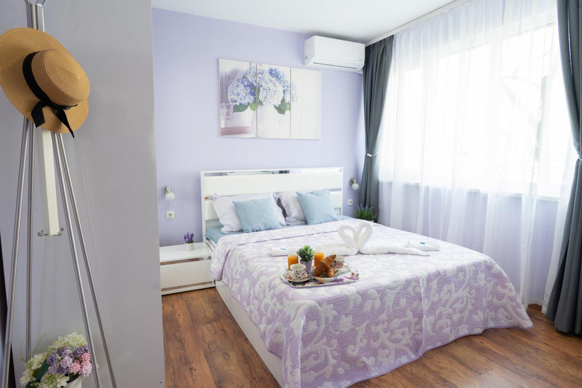 Luxury 2 Bedroom Apartment In Central Варна Экстерьер фото