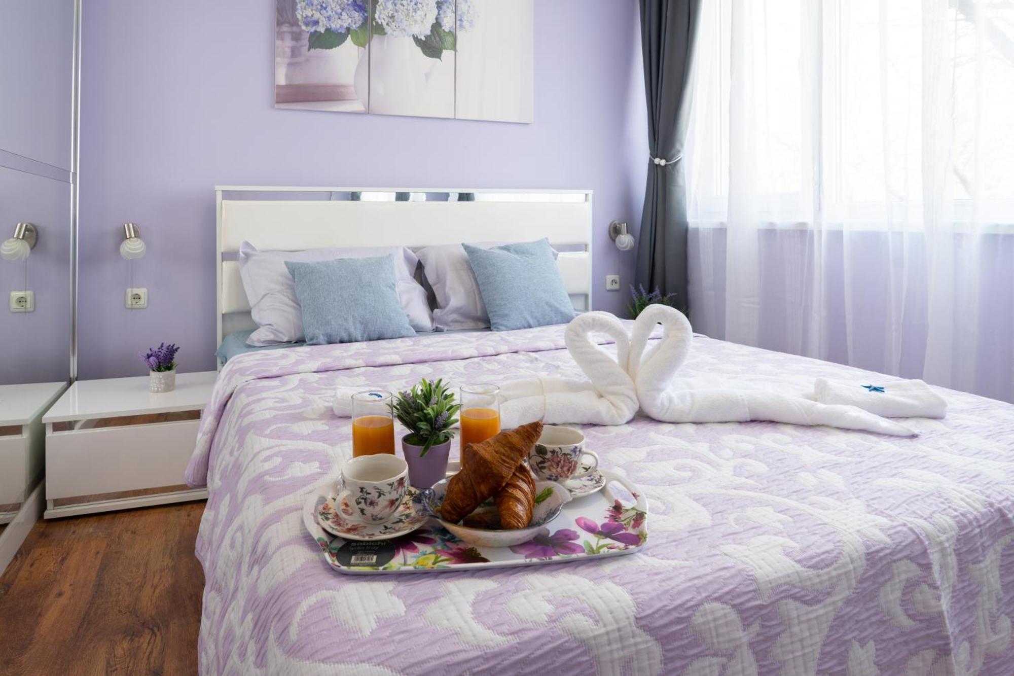 Luxury 2 Bedroom Apartment In Central Варна Экстерьер фото